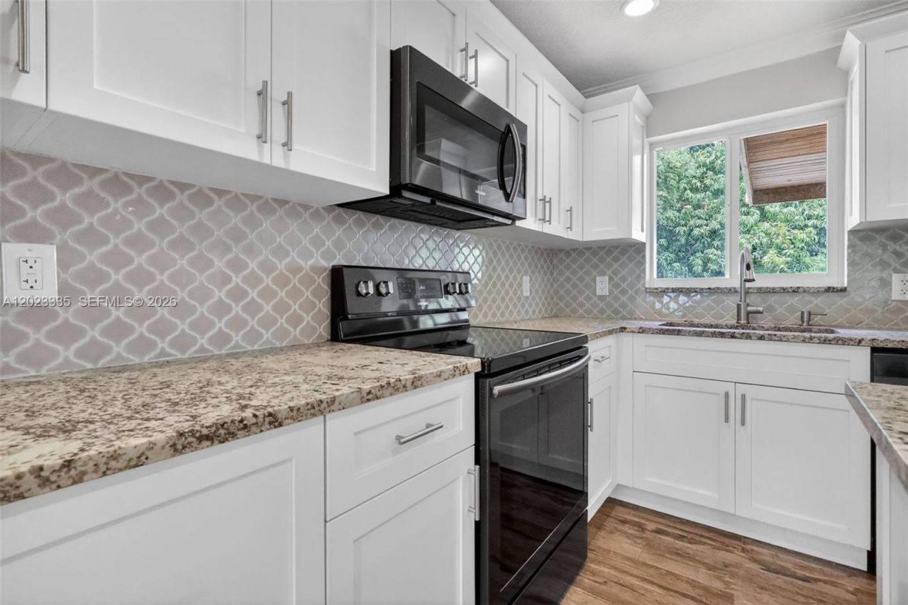 2030 N 57th Ter , Hollywood, FL 33021 Photo