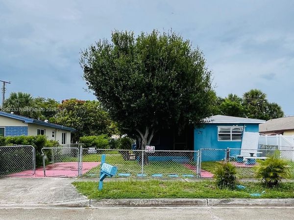 1344 W 10th St , Riviera Beach, FL 33404