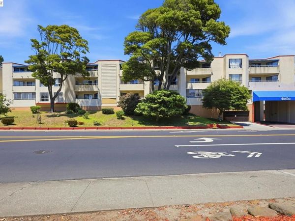 1551 Southgate Ave, Unit 115, Daly City, CA 94015