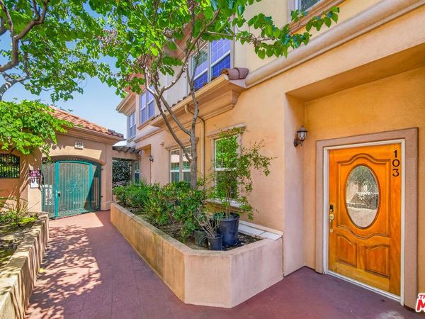 3974 Pennsylvania Avenue, Unit 103, La Crescenta, CA 91214