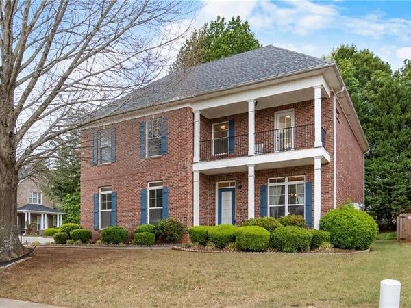 1128 Gateview Drive , Lawrenceville, GA 30046