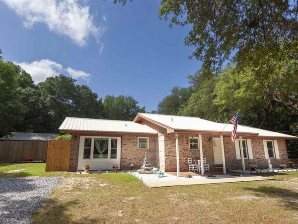 7573 Christie St, Milton, FL 32583
