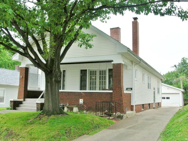 2731 Hillcrest Terrace, Evansville, IN 47712