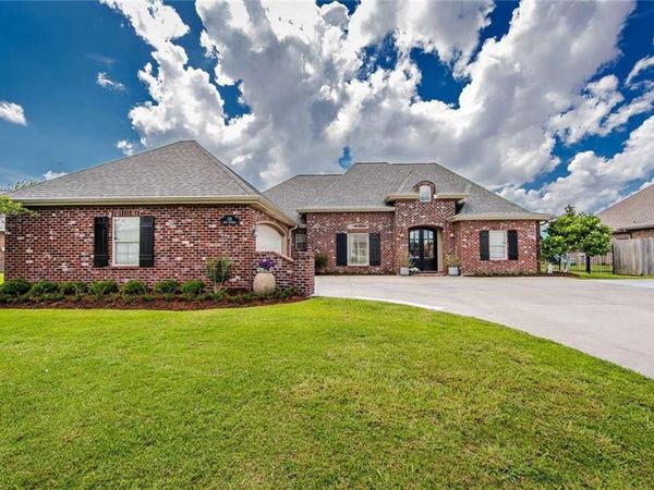135 BAYOU LAFOURCHE Drive , Thibodaux, LA 70301