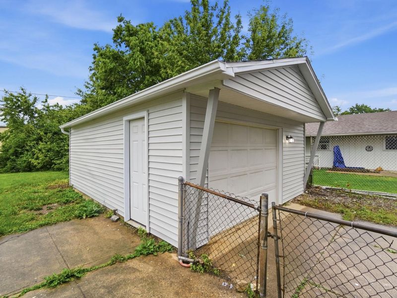 1923 Portage Path, Springfield, OH 45506 Photo 34