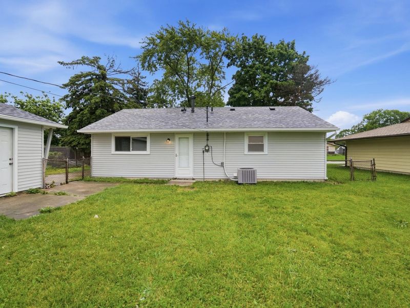 1923 Portage Path, Springfield, OH 45506 Photo 40
