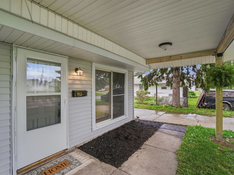 1923 Portage Path, Springfield, OH 45506 Photo 5