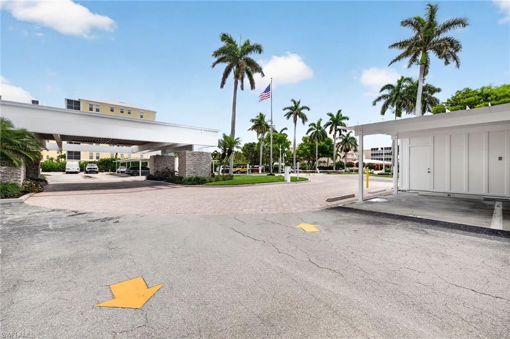3443 Gulf Shore Blvd N, Unit 607, Naples, FL 34103 Photo