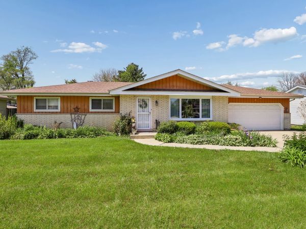 2N160 Fairfield Avenue , Lombard, IL 60148