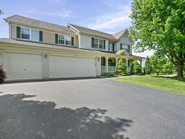 529 Nunda Trail , Crystal Lake, IL 60012