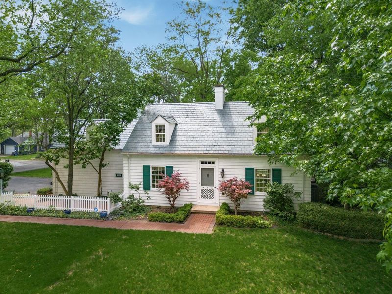 1085 Shady Lane Road, Whitehall, OH 43213 Photo 2
