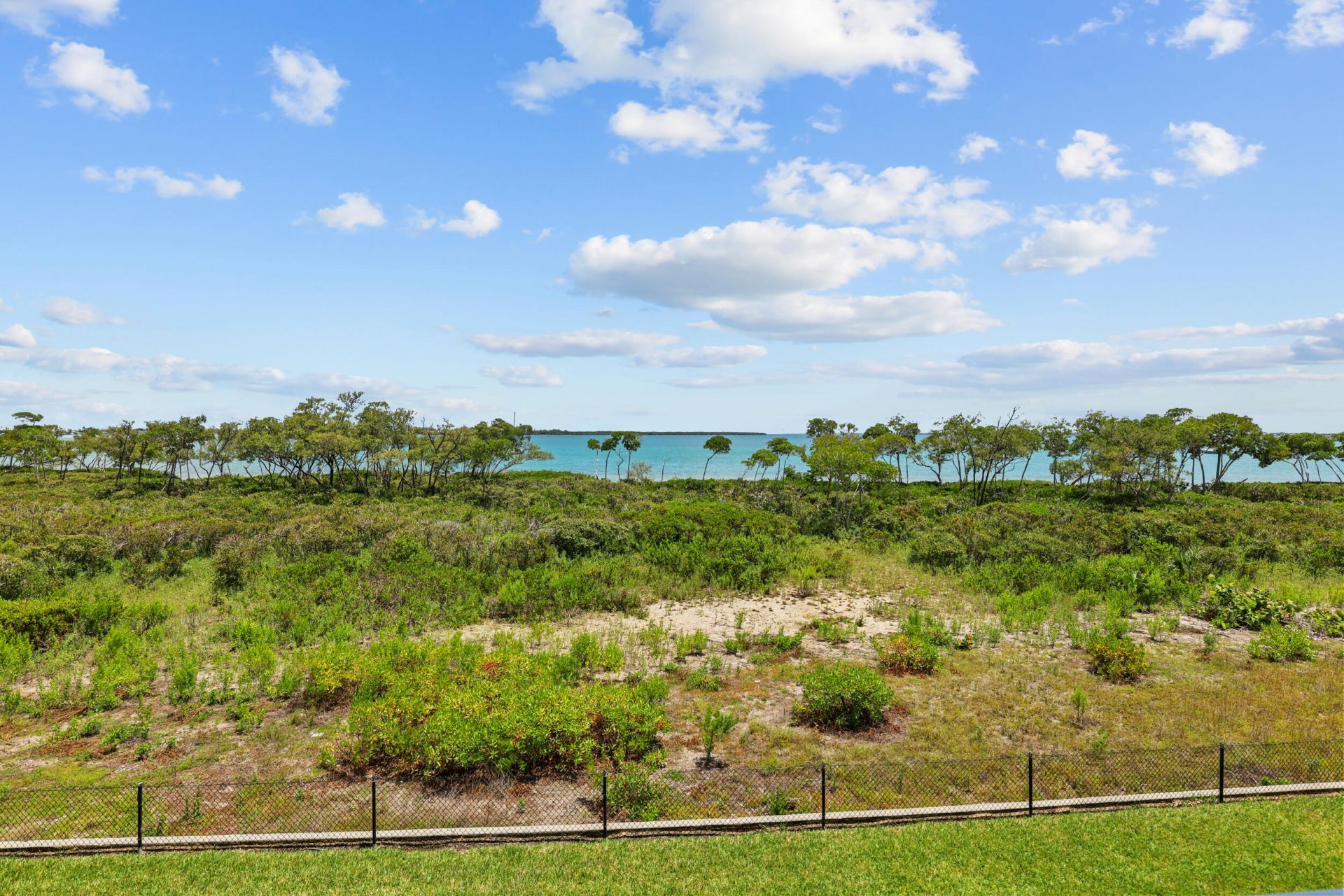 25 Harbour Isle Dr W, Unit 205, Fort Pierce, FL 34949 Photo