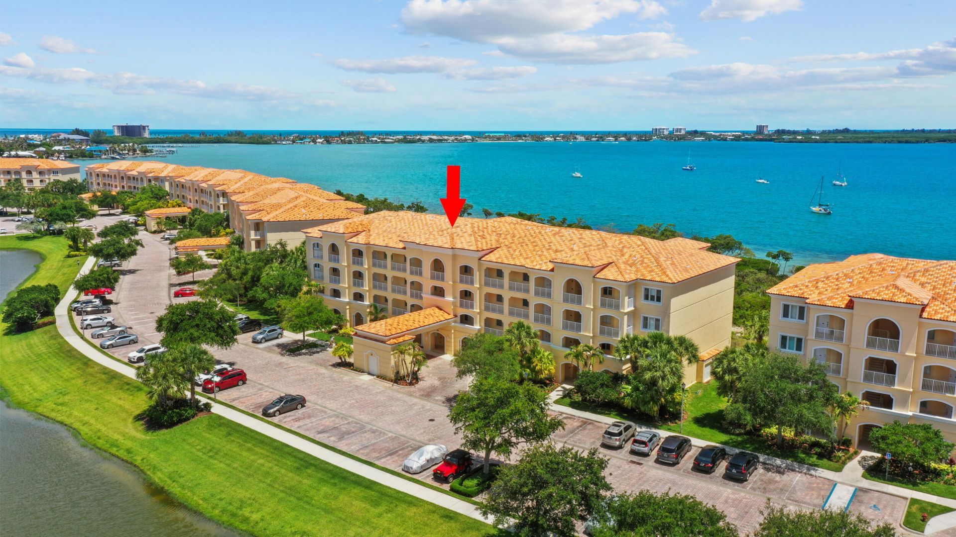 25 Harbour Isle Dr W, Unit 205, Fort Pierce, FL 34949 Photo