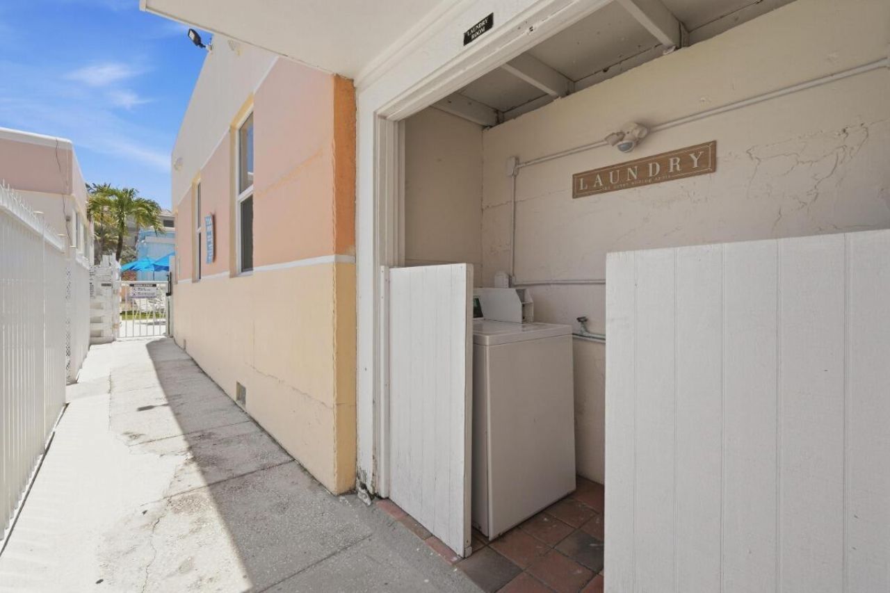 330 Arthur Street, Unit 119, Hollywood, FL 33019 Photo