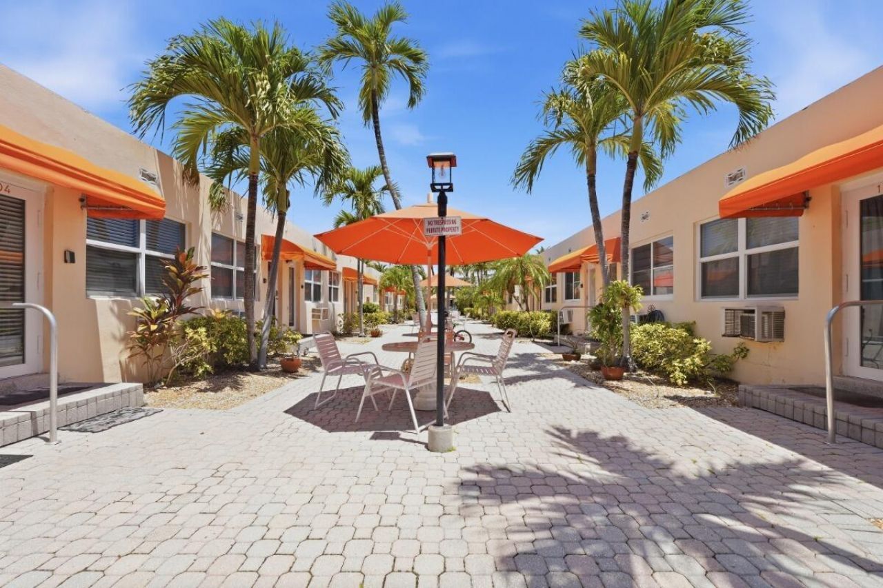 330 Arthur Street, Unit 119, Hollywood, FL 33019 Photo