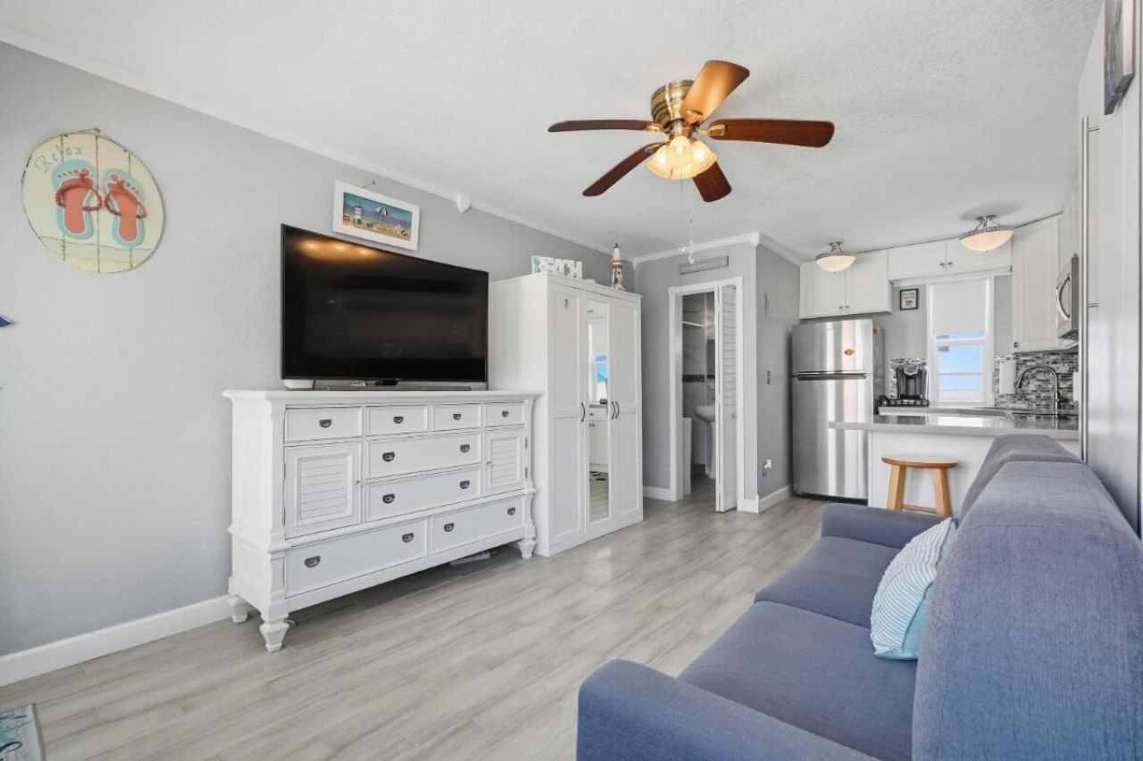 330 Arthur Street, Unit 119, Hollywood, FL 33019 Photo