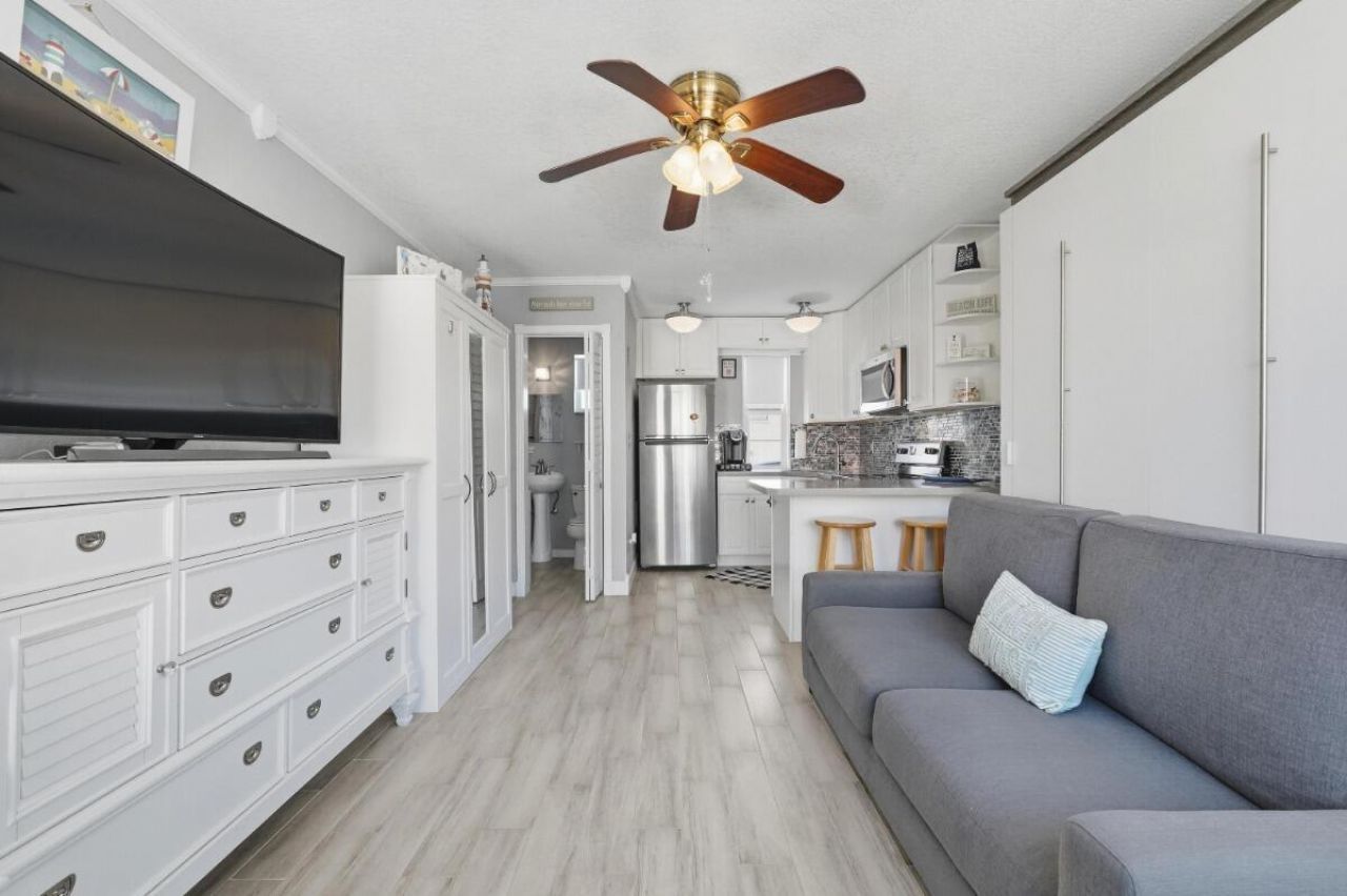 330 Arthur Street, Unit 119, Hollywood, FL 33019 Photo