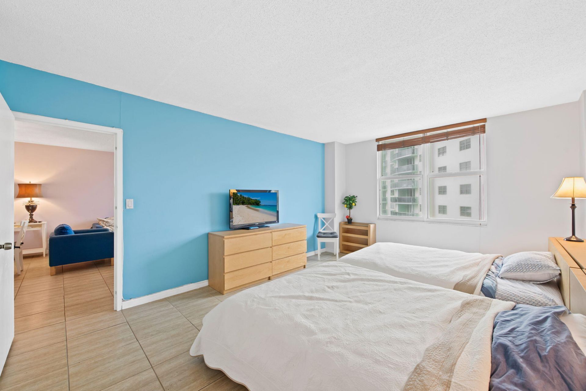 3725 S Ocean Drive, Unit 420, Hollywood, FL 33019 Photo