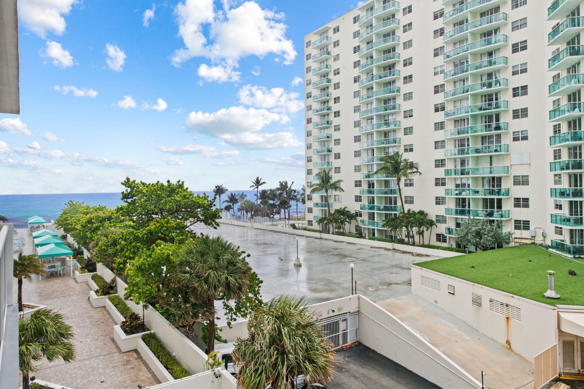 3725 S Ocean Drive, Unit 420, Hollywood, FL 33019 Photo