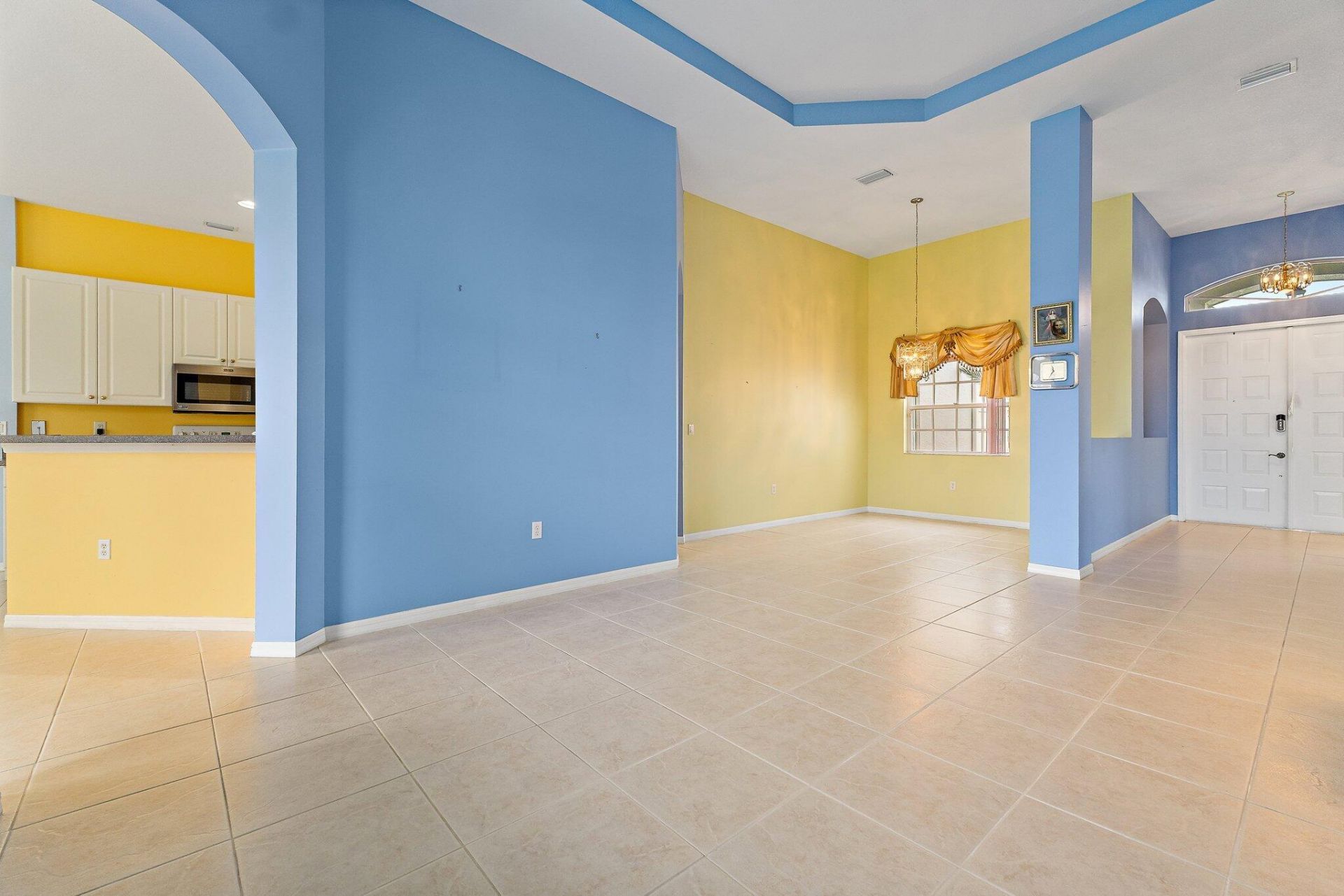 317 SW Lake Forest Way, Port Saint Lucie, FL 34986 Photo