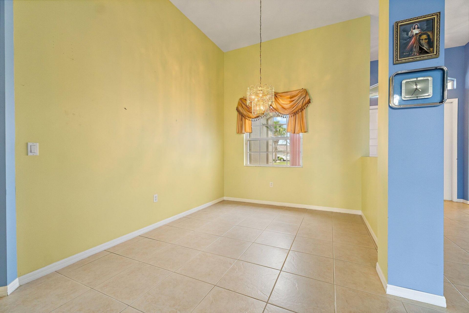 317 SW Lake Forest Way, Port Saint Lucie, FL 34986 Photo