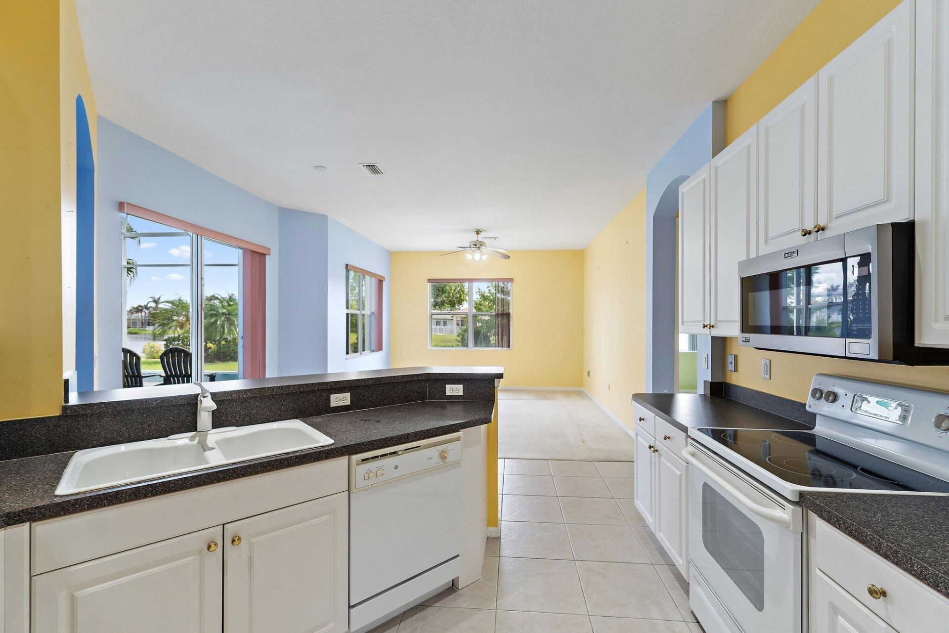 317 SW Lake Forest Way, Port Saint Lucie, FL 34986 Photo