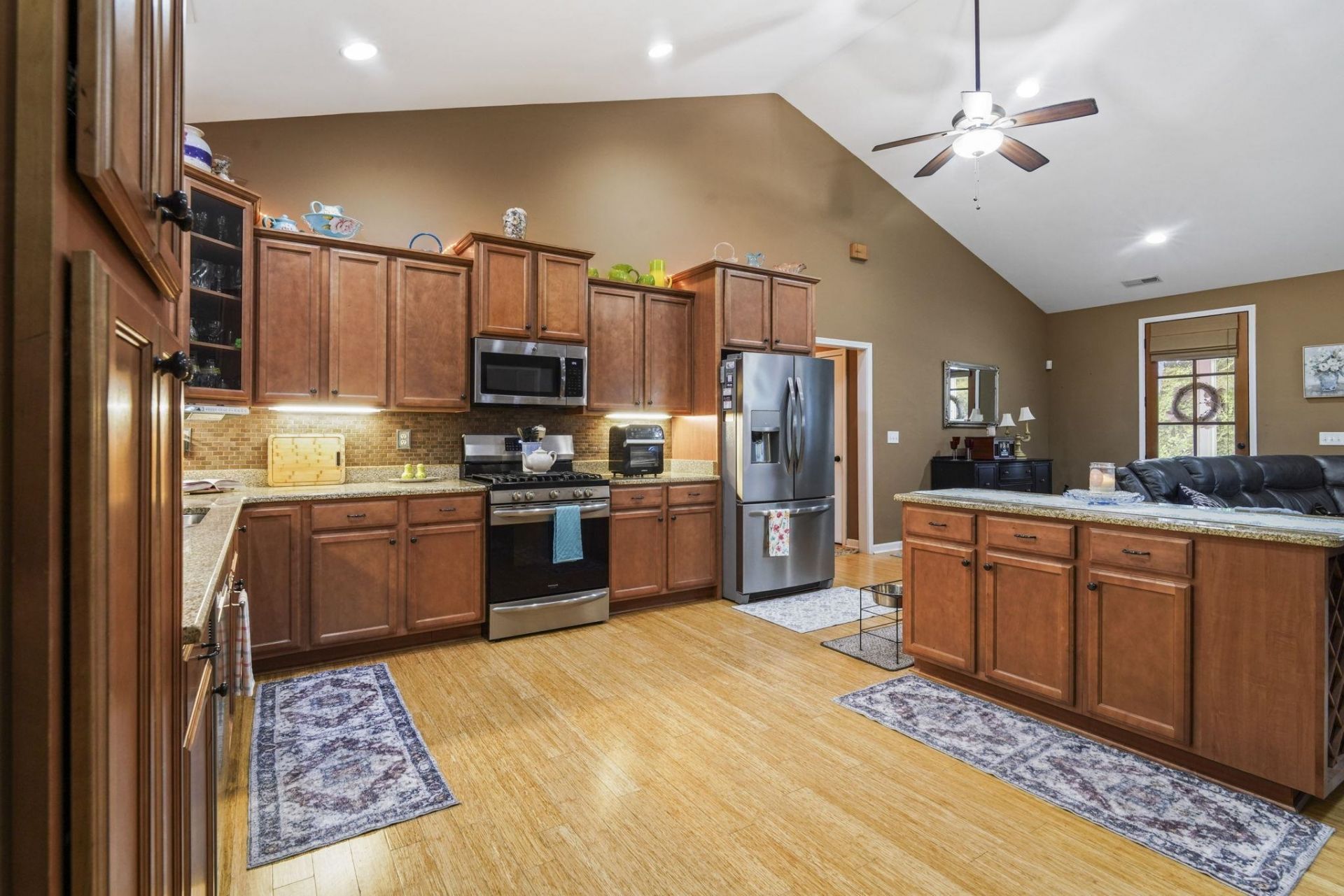 207 Waties Dr. Photo 15