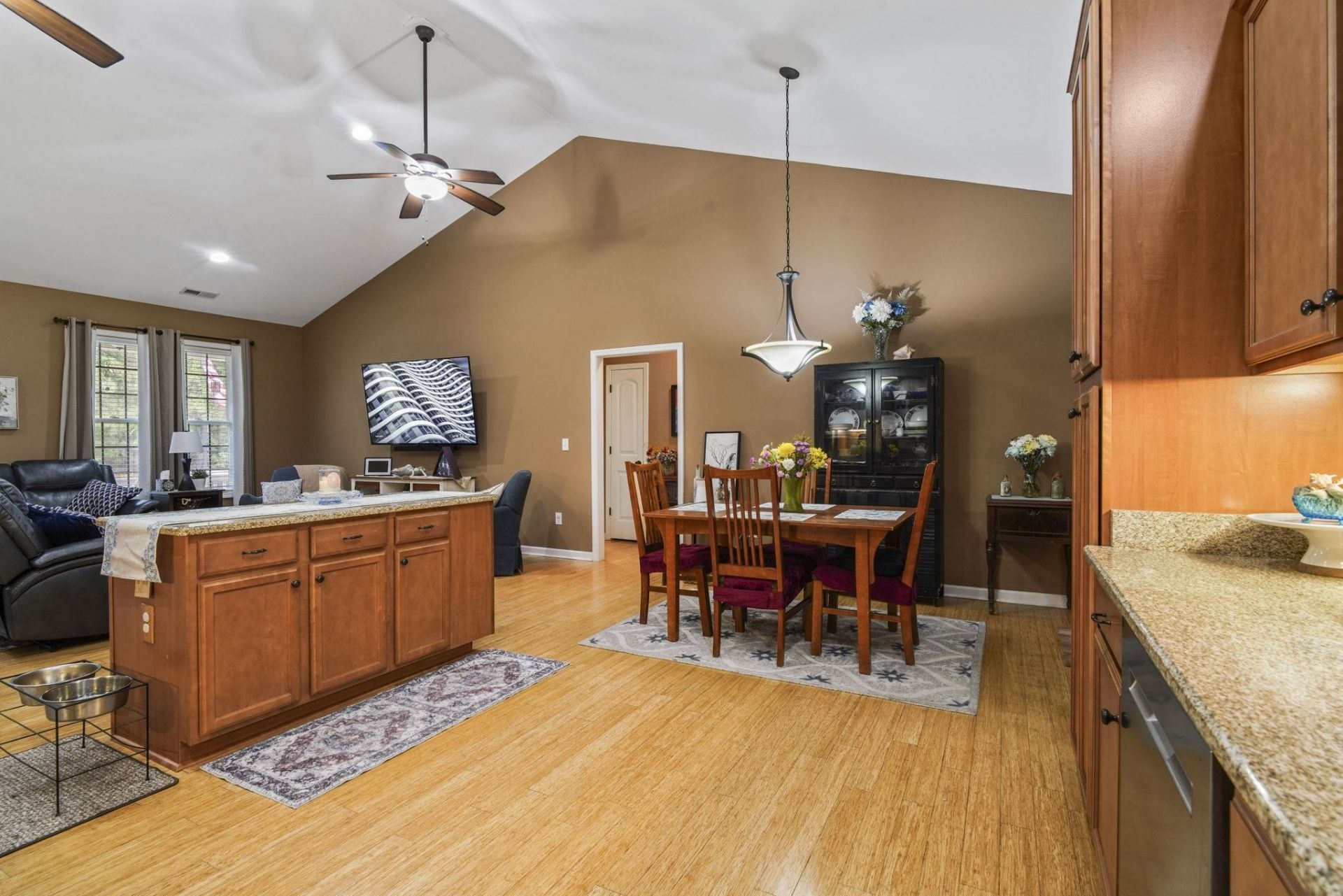 207 Waties Dr. Photo 21