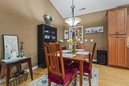 207 Waties Dr. photo 4