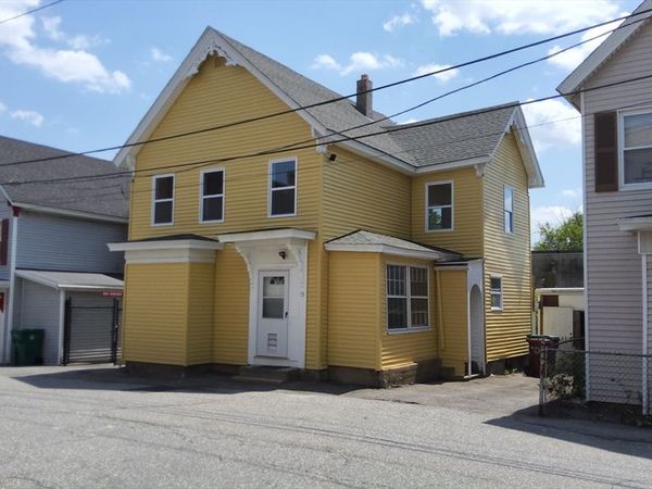 15 Carter Ave, Lowell, MA 01852