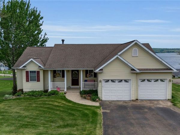 2714 Cove Circle E, Unit 22, Ashville, NY 14710