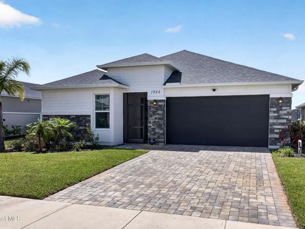 1984 SE Middlebury Drive SE, Palm Bay, FL 32909