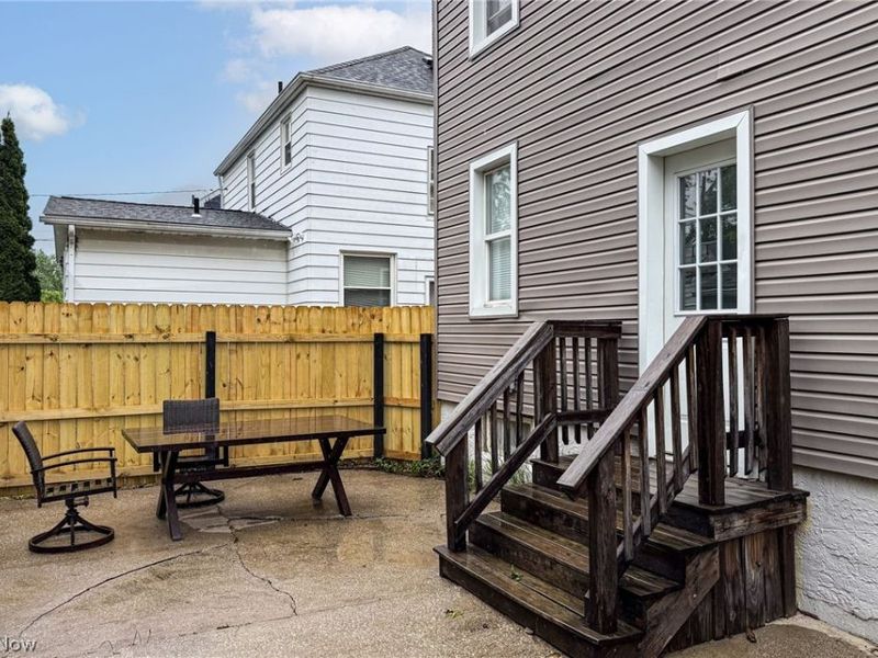 206 Johnson Avenue, Cuyahoga Falls, OH 44221 Photo 6