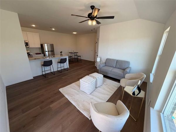 207 Mason Court, Yukon, OK 73099