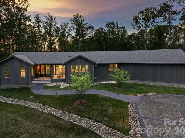 27 Tommy Ray Ridge , Weaverville, NC 28787