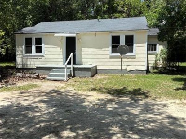 2850 Edgewood Street , Mobile, AL 36607