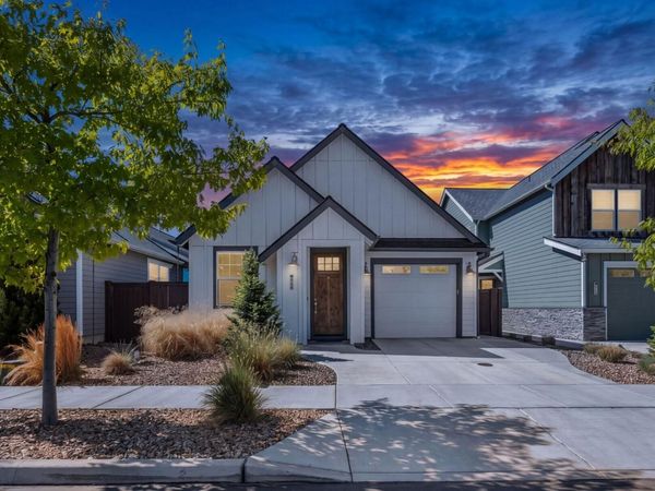4124 SW Coyote Avenue, Redmond, OR 97756