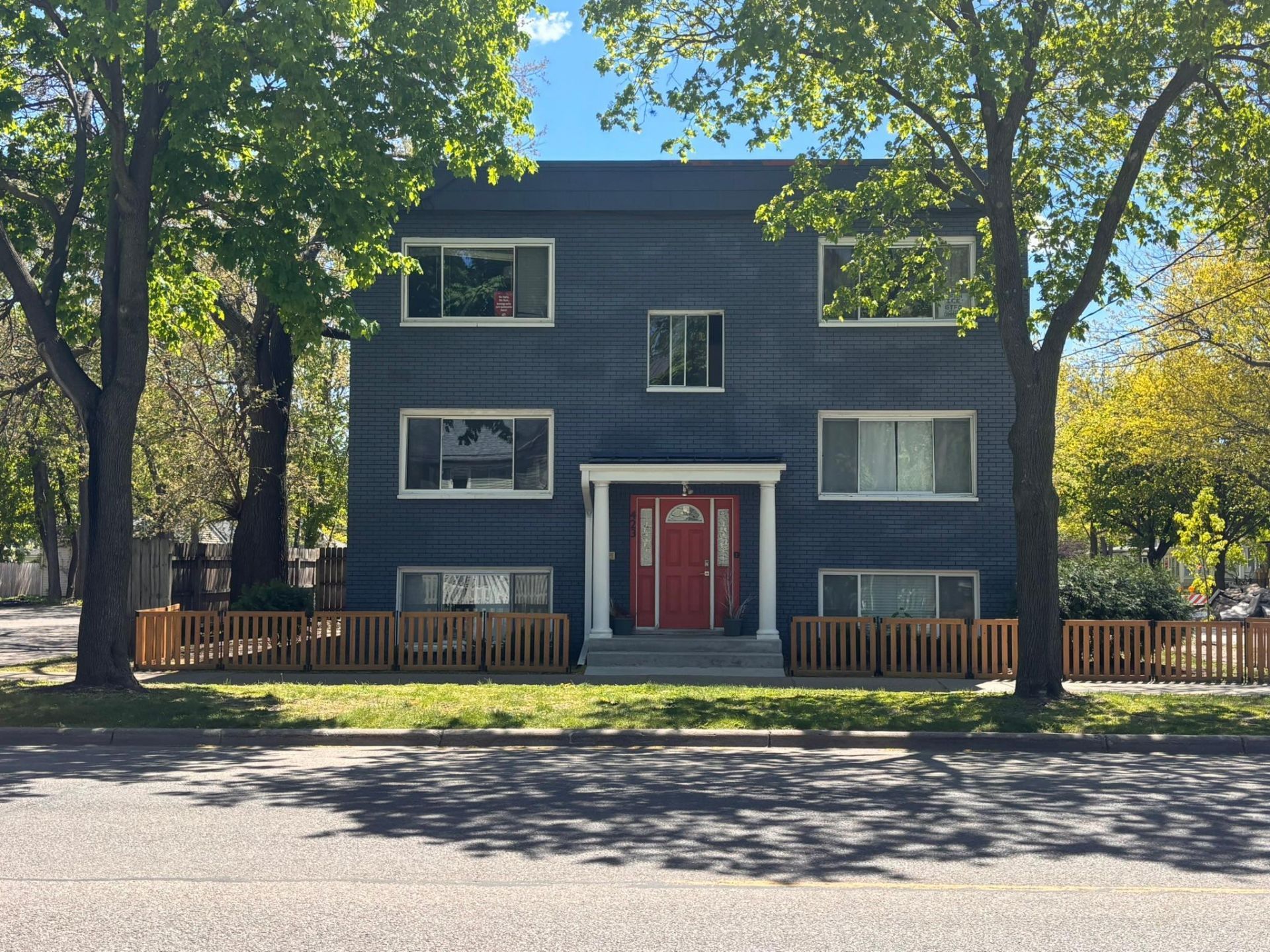 423 W 31st Street, Unit 102, Minneapolis, MN 55408 Main Photo