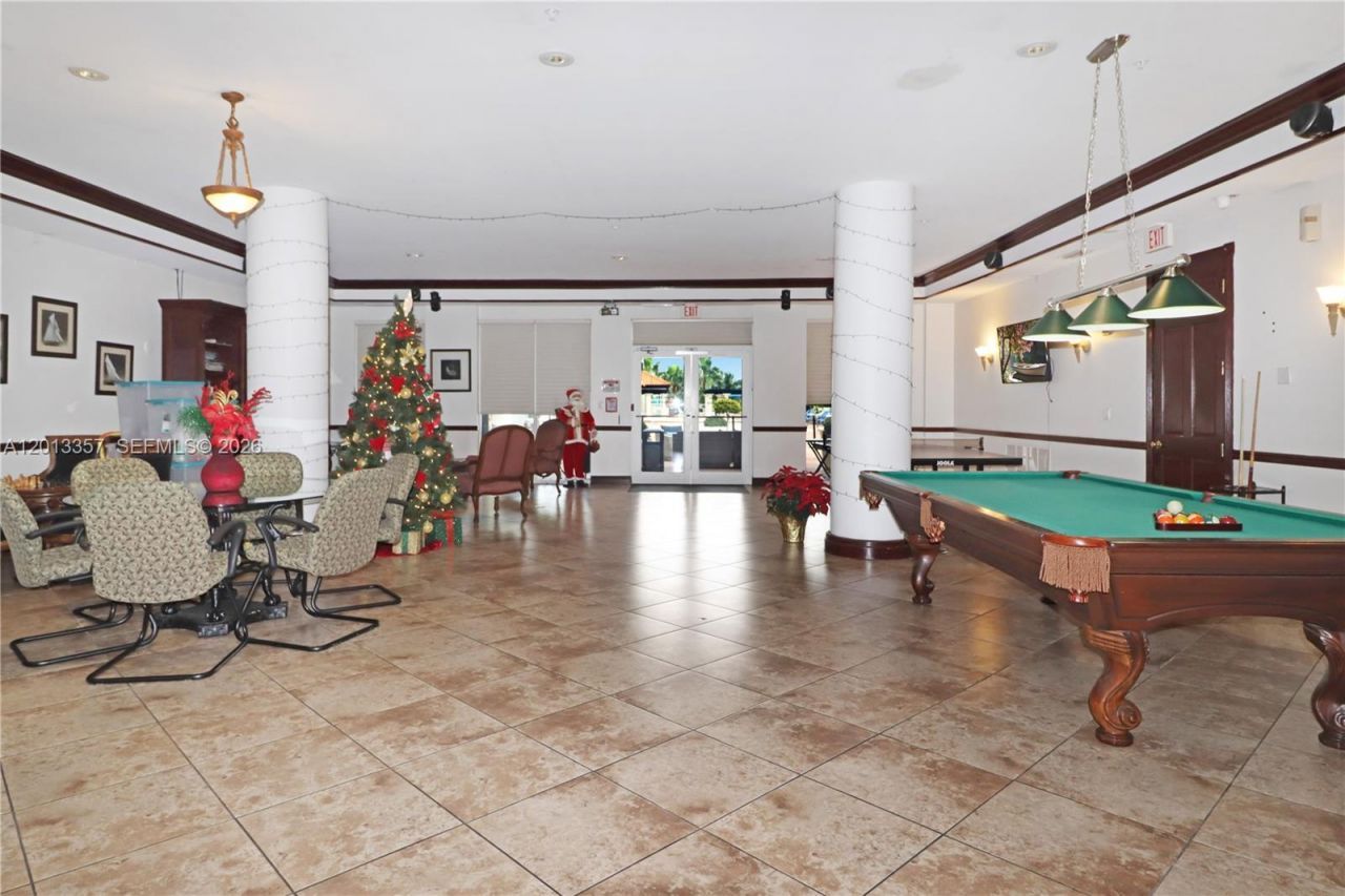 5085 NW 7th St, Unit 601, Miami, FL 33126 Photo