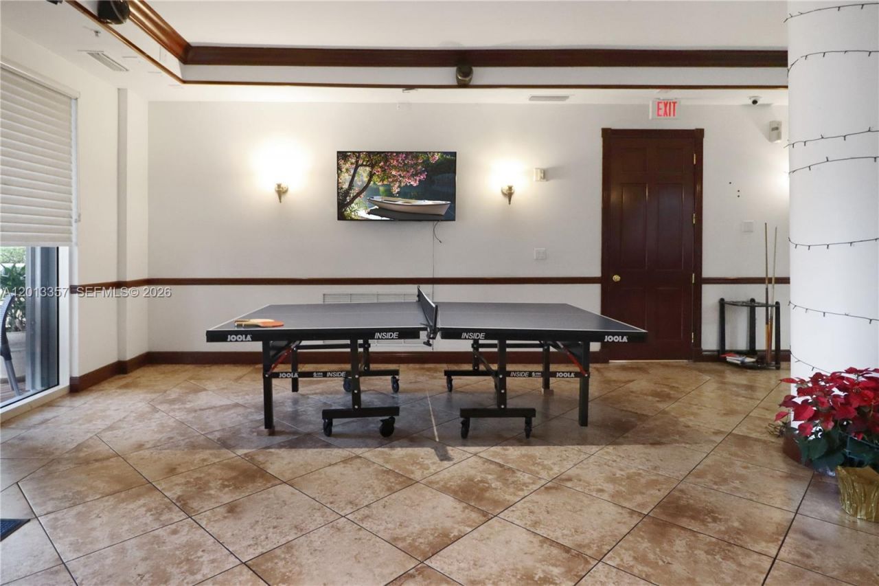 5085 NW 7th St, Unit 601, Miami, FL 33126 Photo
