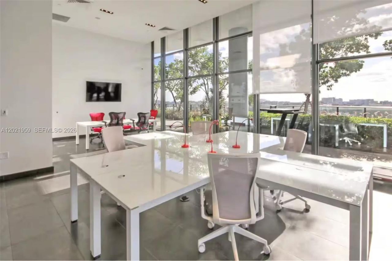 1600 NE 1st Ave , Unit 1605, Miami, FL 33132 Photo