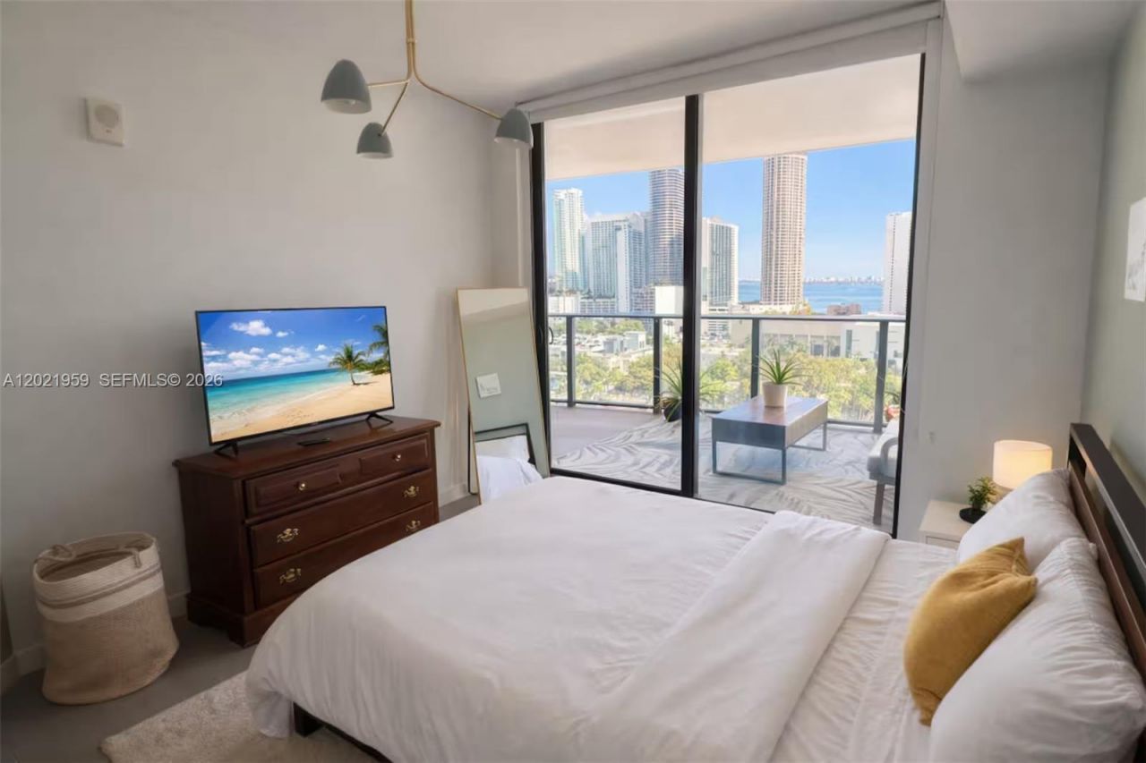 1600 NE 1st Ave , Unit 1605, Miami, FL 33132 Photo