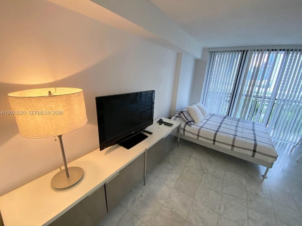 540 Brickell Key Dr, Unit 913, Miami, FL 33131 Photo