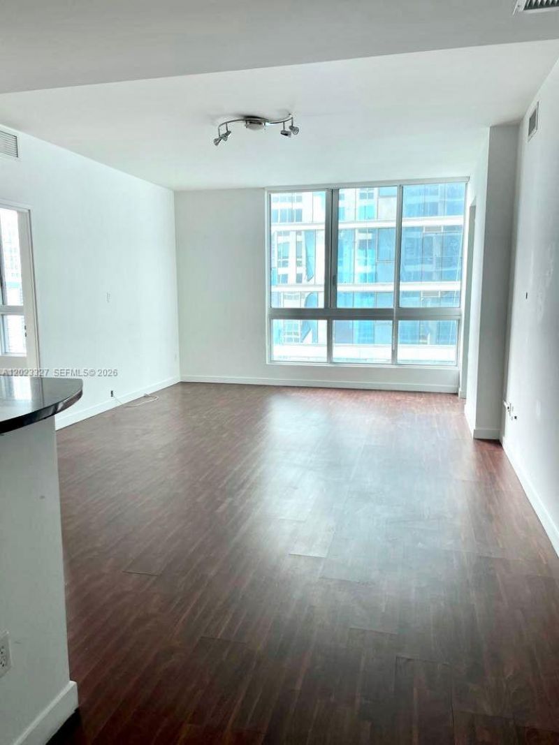 300 S Biscayne Blvd, Unit T-1404, Miami, FL 33131 Photo