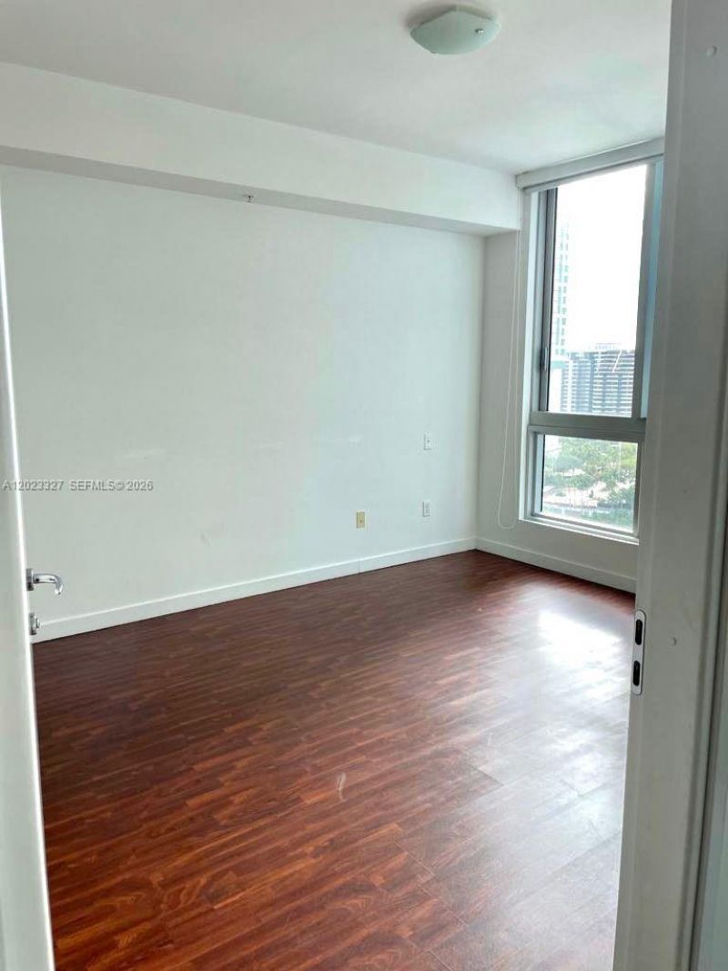 300 S Biscayne Blvd, Unit T-1404, Miami, FL 33131 Photo