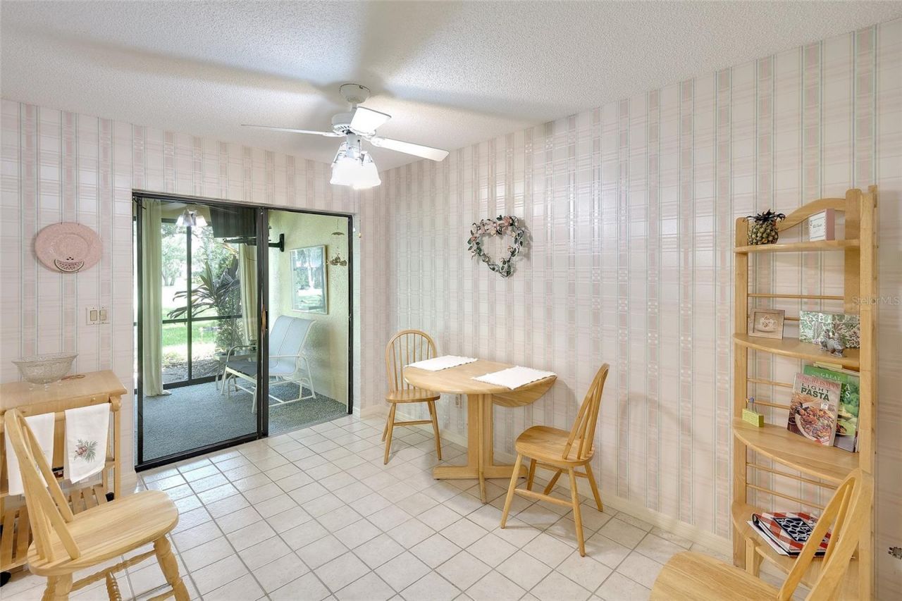 3825 Wilshire Circle, Unit 1, Sarasota, FL 34238 Photo