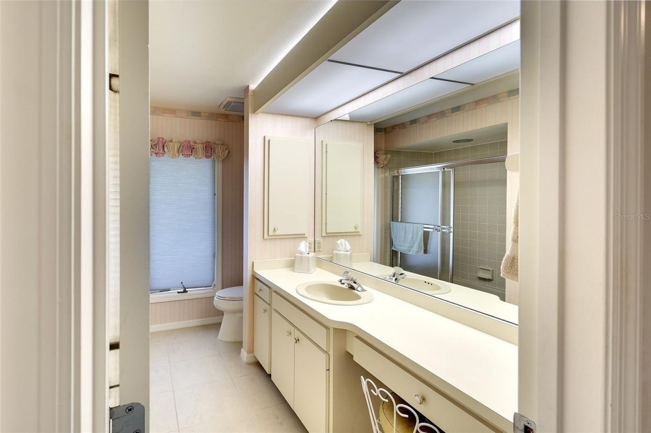 3825 Wilshire Circle, Unit 1, Sarasota, FL 34238 Photo