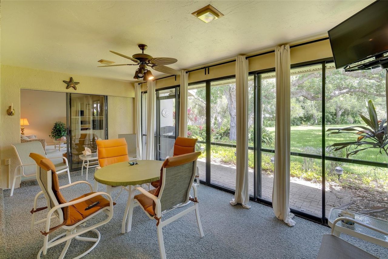 3825 Wilshire Circle, Unit 1, Sarasota, FL 34238 Photo