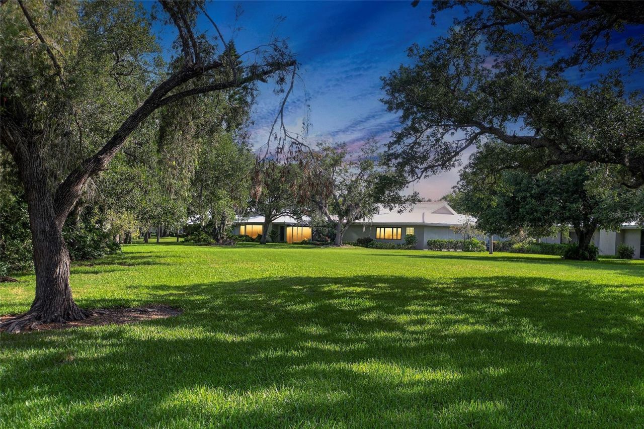 3825 Wilshire Circle, Unit 1, Sarasota, FL 34238 Photo
