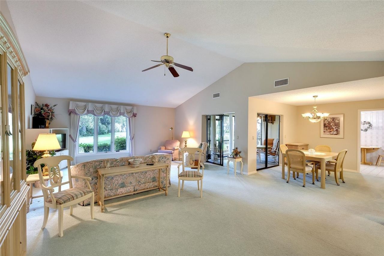 3825 Wilshire Circle, Unit 1, Sarasota, FL 34238 Photo